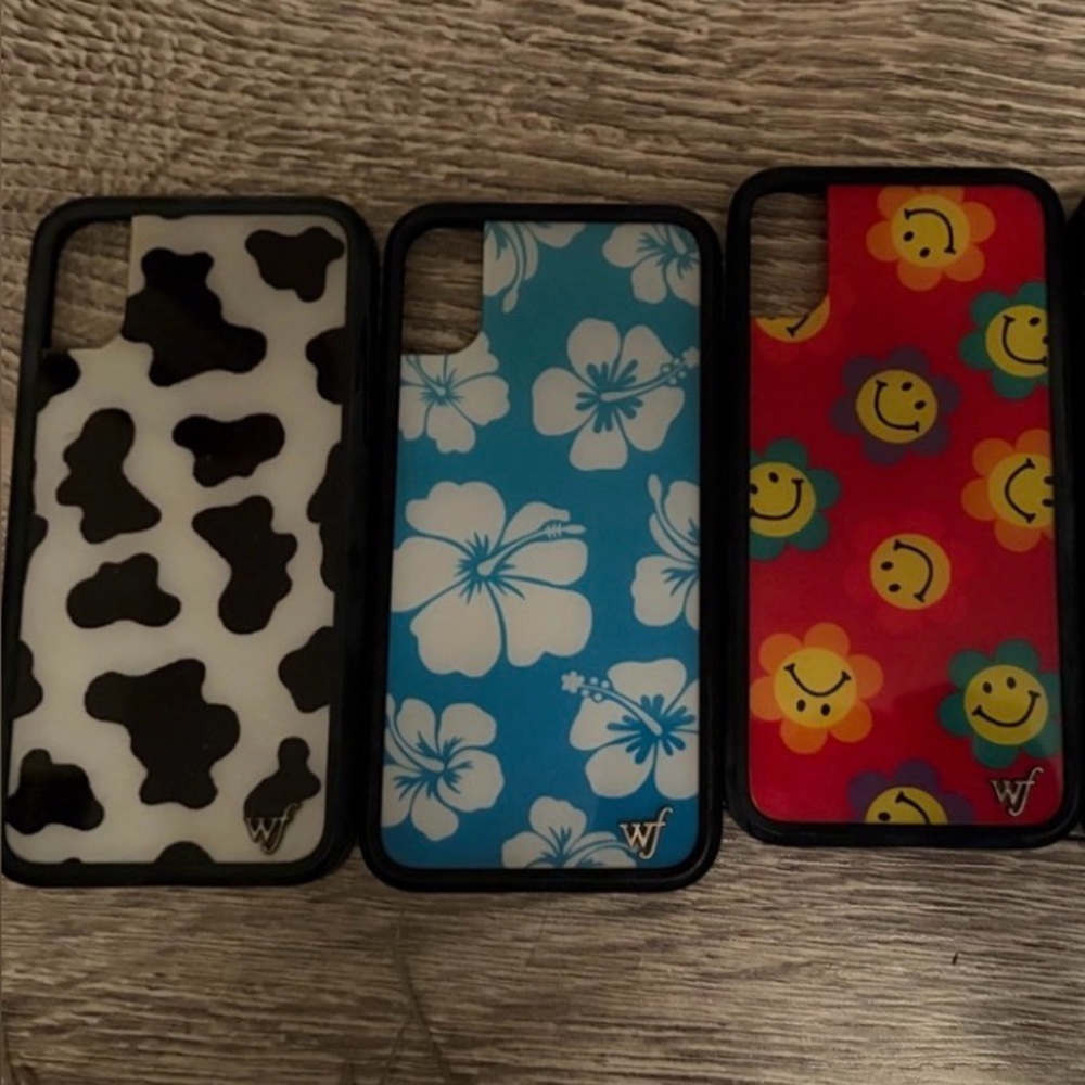 Wildflower I phone 10 bundle of cases